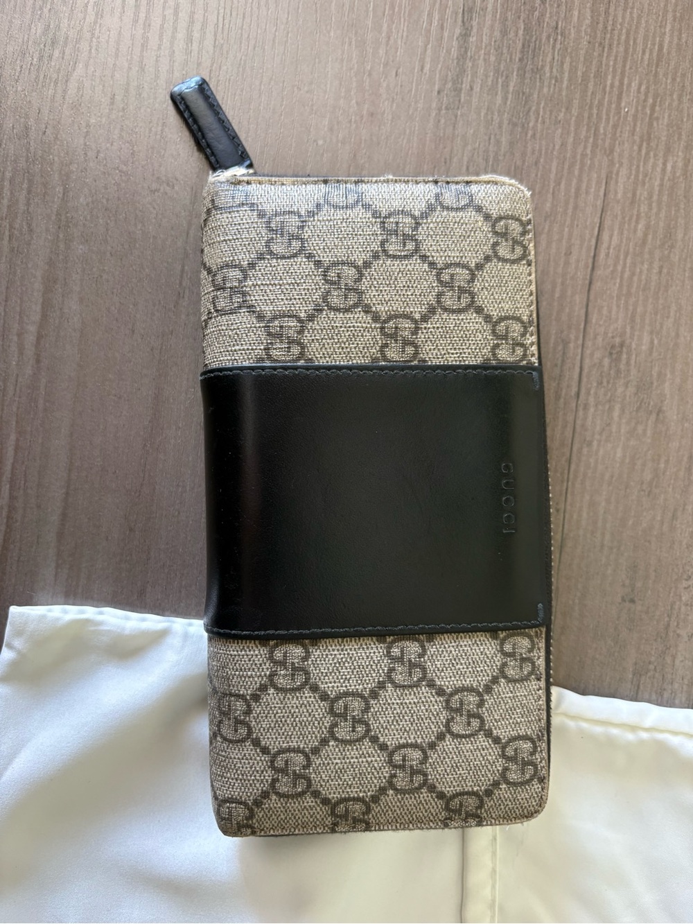 Gucci Vintage GG Monogram Canvas Zip Around Long Wallet Black w/ Box Dust Bag - Picture 2 of 4